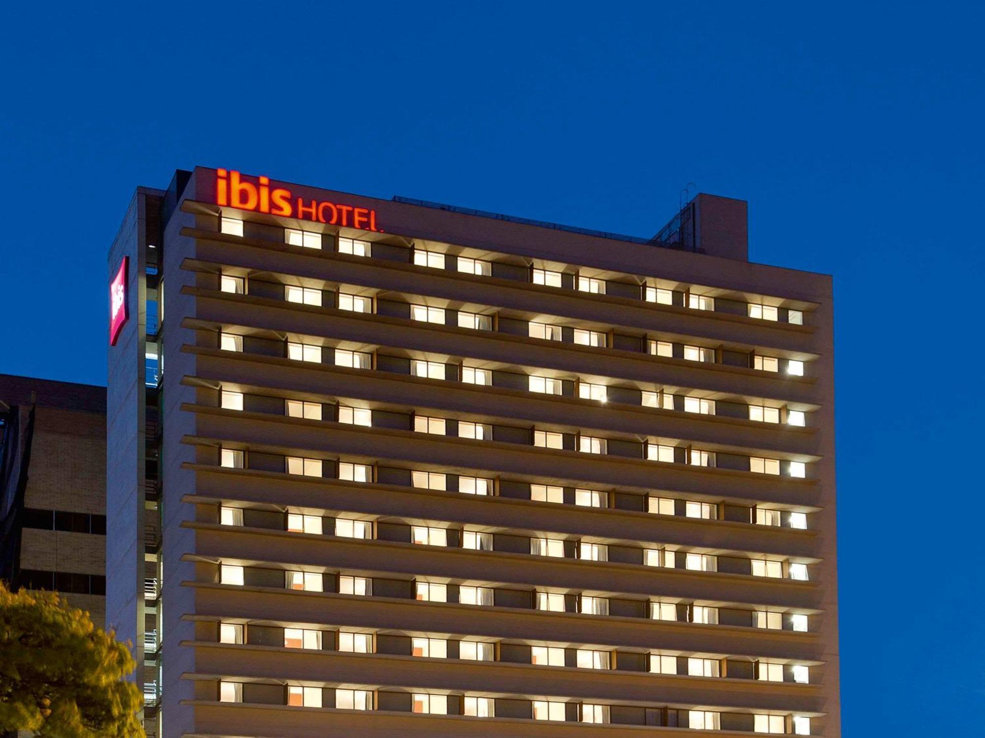 Ibis Medellin Hotel Екстериор снимка