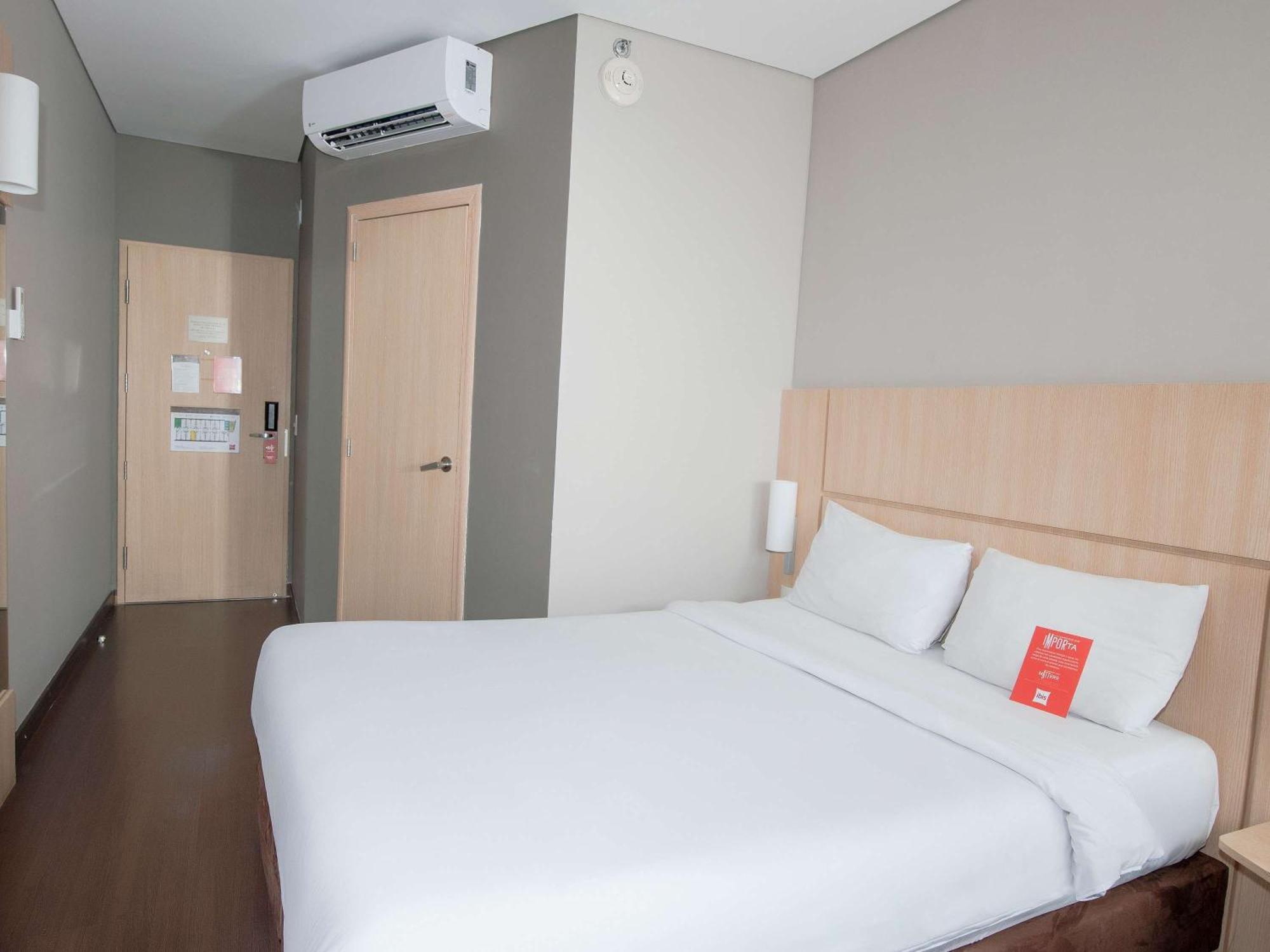 Ibis Medellin Hotel Екстериор снимка