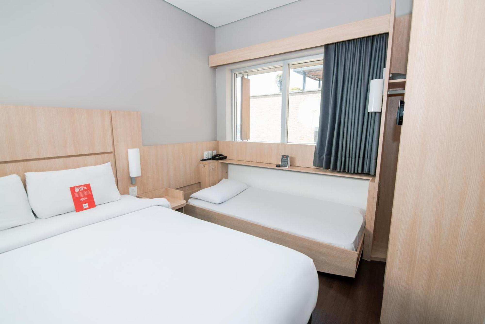 Ibis Medellin Hotel Екстериор снимка