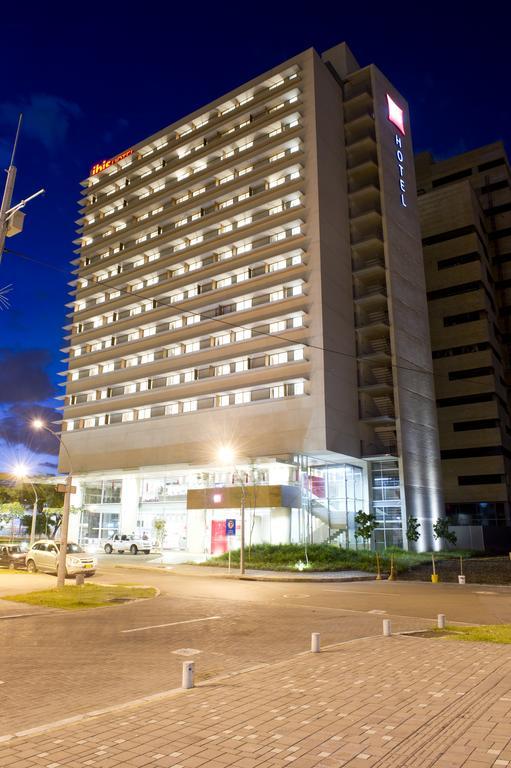 Ibis Medellin Hotel Екстериор снимка