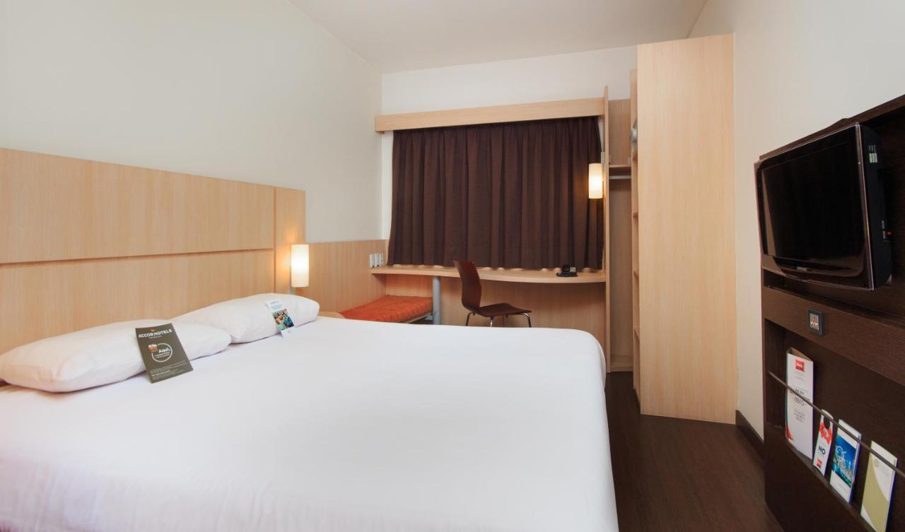 Ibis Medellin Hotel Екстериор снимка